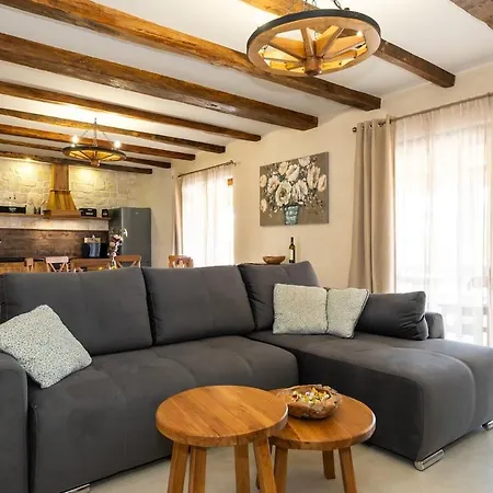 Kole Villa *