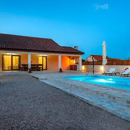 Villa Kole Radonic