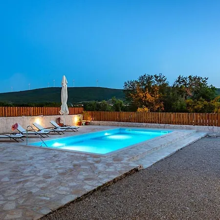 Kole Villa Radonic