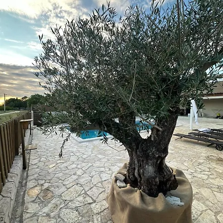 Villa Kole